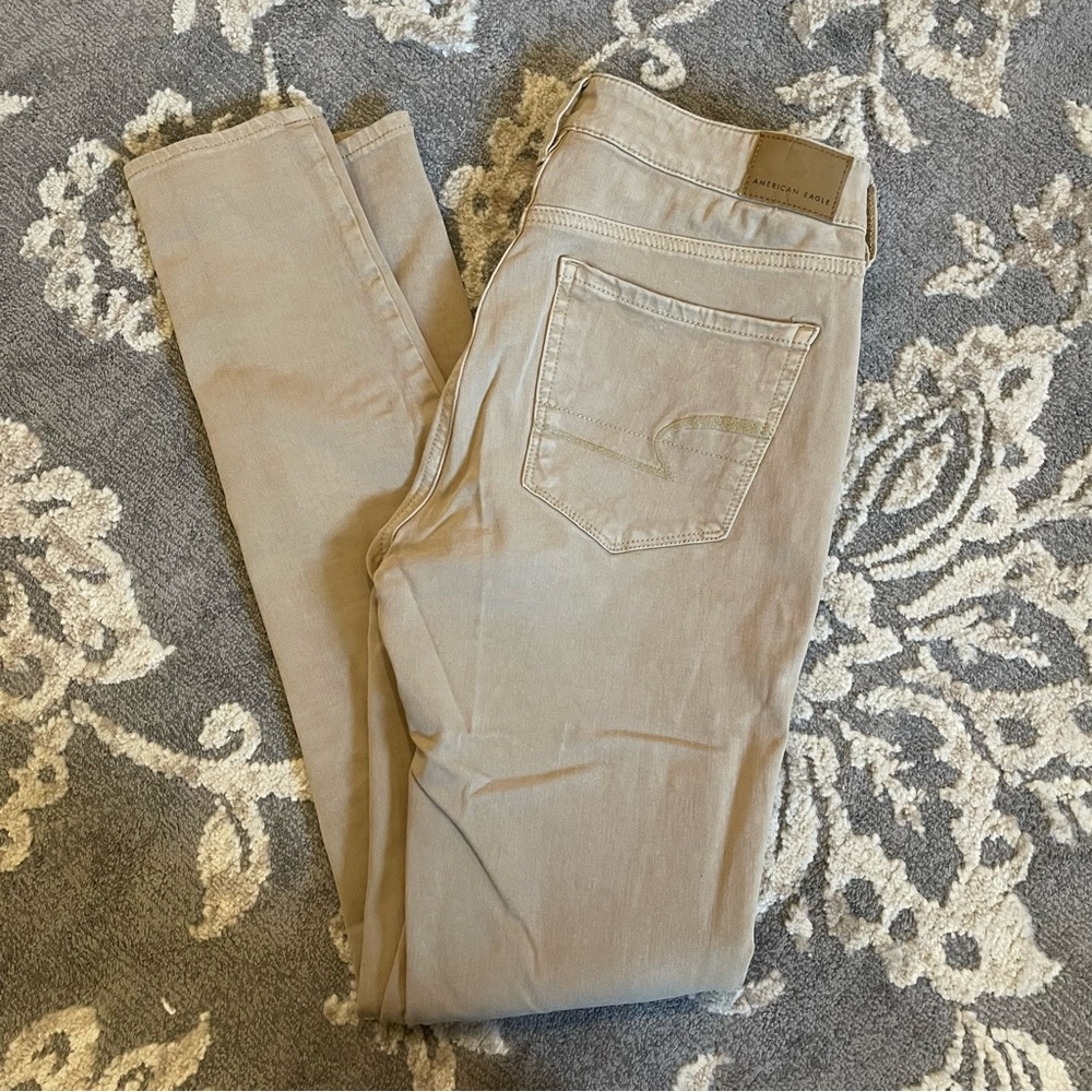 American Eagle Khaki Jegging